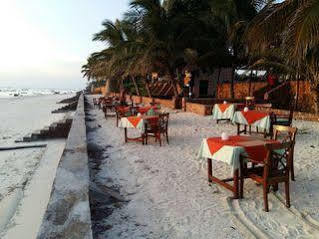 Swahili Villa Coco 2Br Apartment 700M To Beach Mombasa Luaran gambar